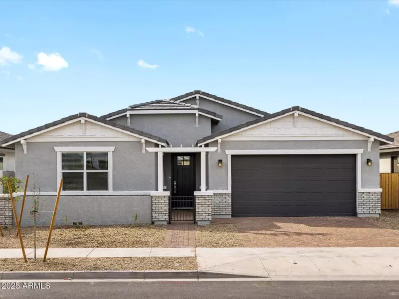 17703 W SOUTHGATE Avenue, Goodyear, AZ 85338