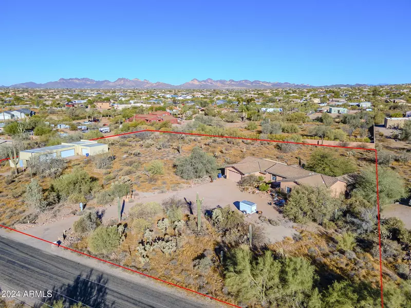 5792 E 12TH Avenue, Apache Junction, AZ 85119