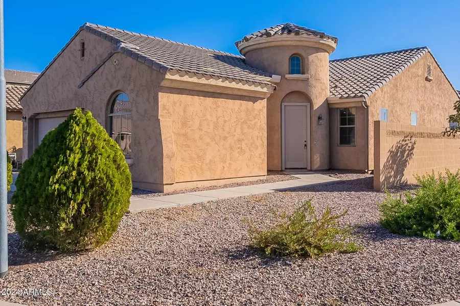 1083 W KACHINA Drive, Coolidge, AZ 85128