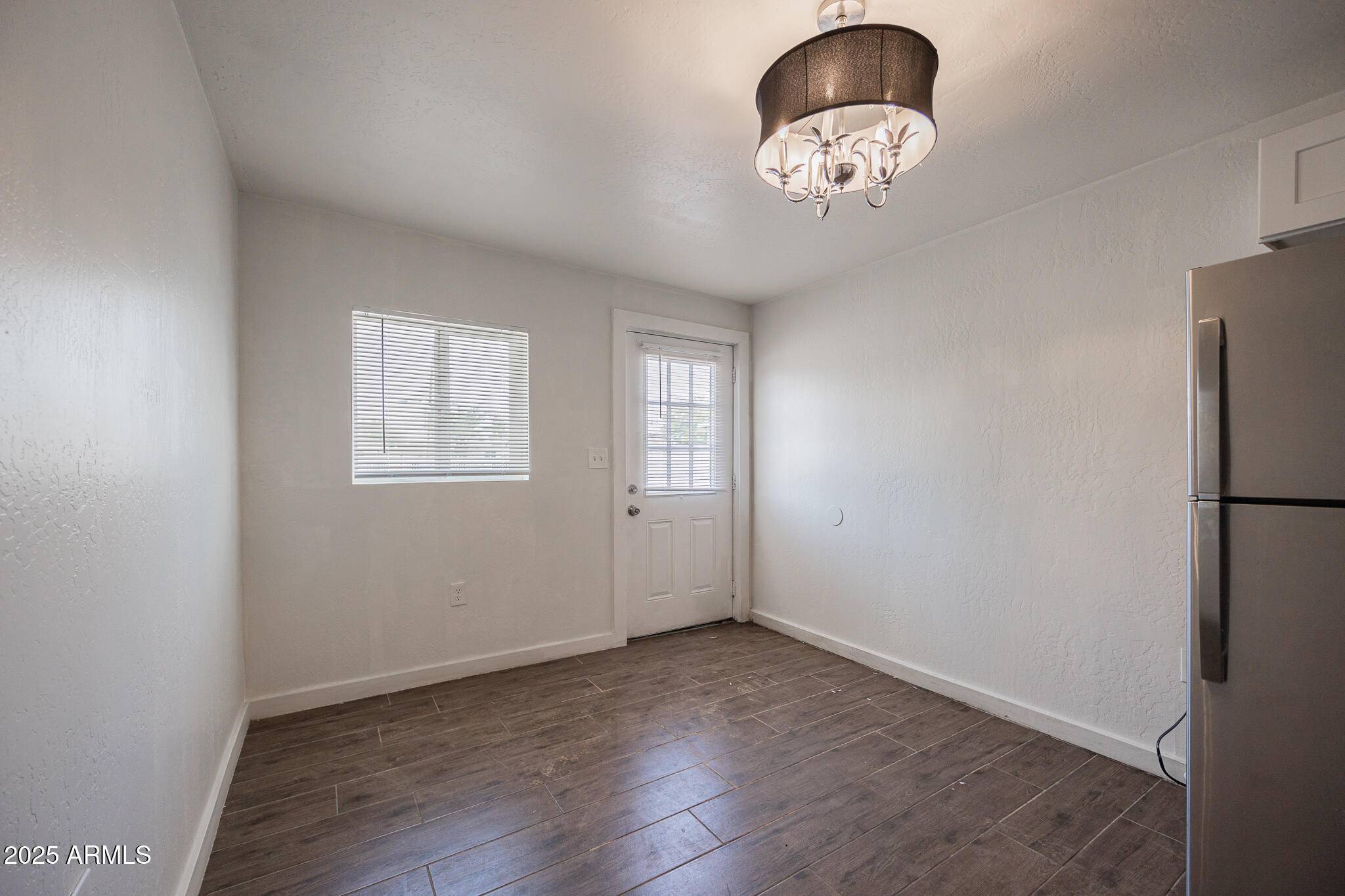 Phoenix, AZ 85015,2421 W GLENROSA Avenue #C
