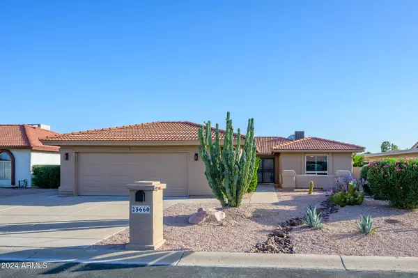 25660 S HOWARD Drive, Sun Lakes, AZ 85248