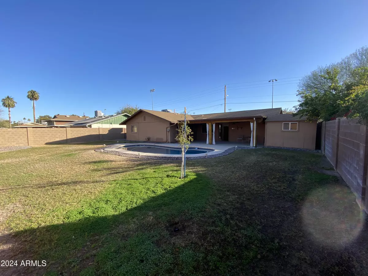 Scottsdale, AZ 85250,5520 N GRANITE REEF Road