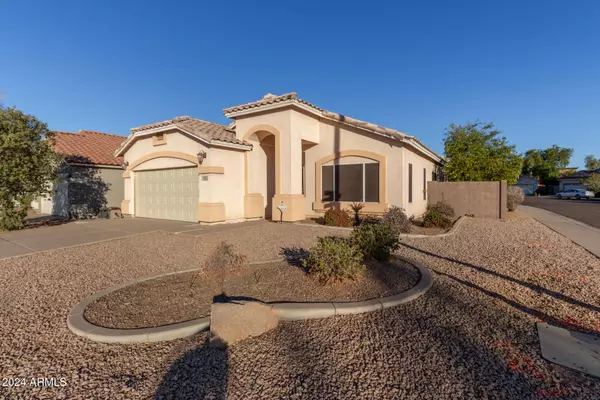 Gilbert, AZ 85233,846 W KROLL Avenue