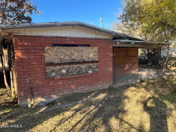 Nogales, AZ 85621,384 W Western Avenue