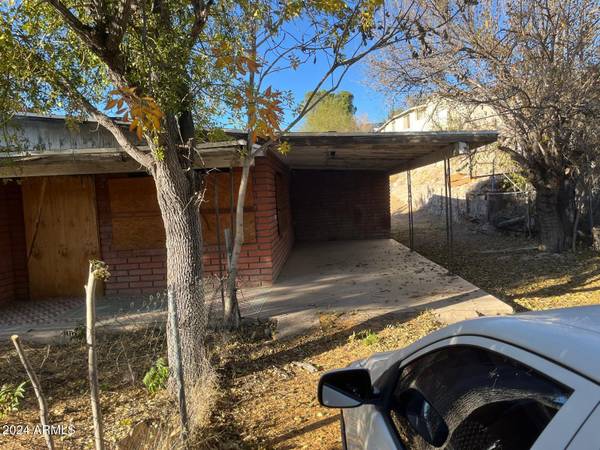 Nogales, AZ 85621,384 W Western Avenue