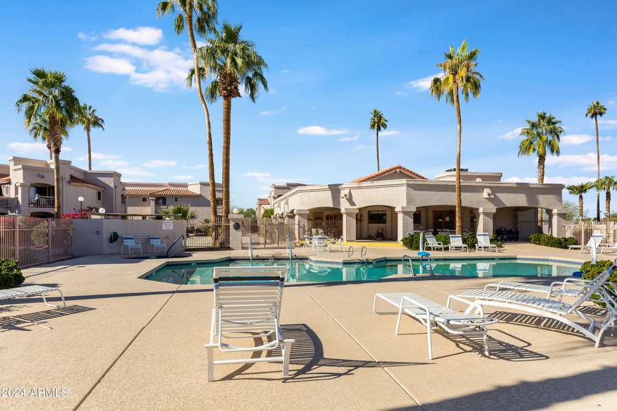 9151 W GREENWAY Road #252, Peoria, AZ 85381