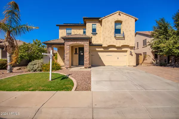 880 E WIMPOLE Avenue, Gilbert, AZ 85297