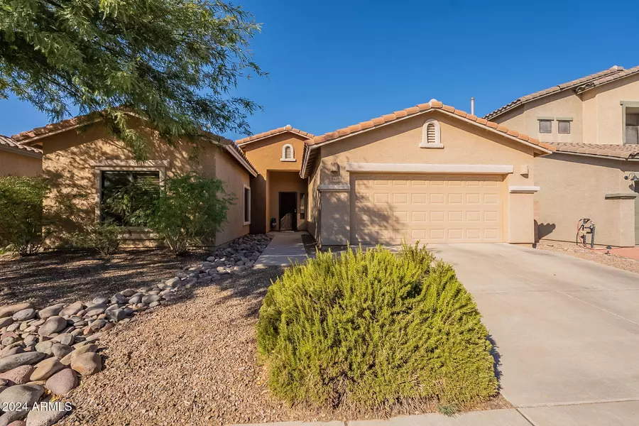 8409 N CRESTED QUAIL Drive, Tucson, AZ 85743