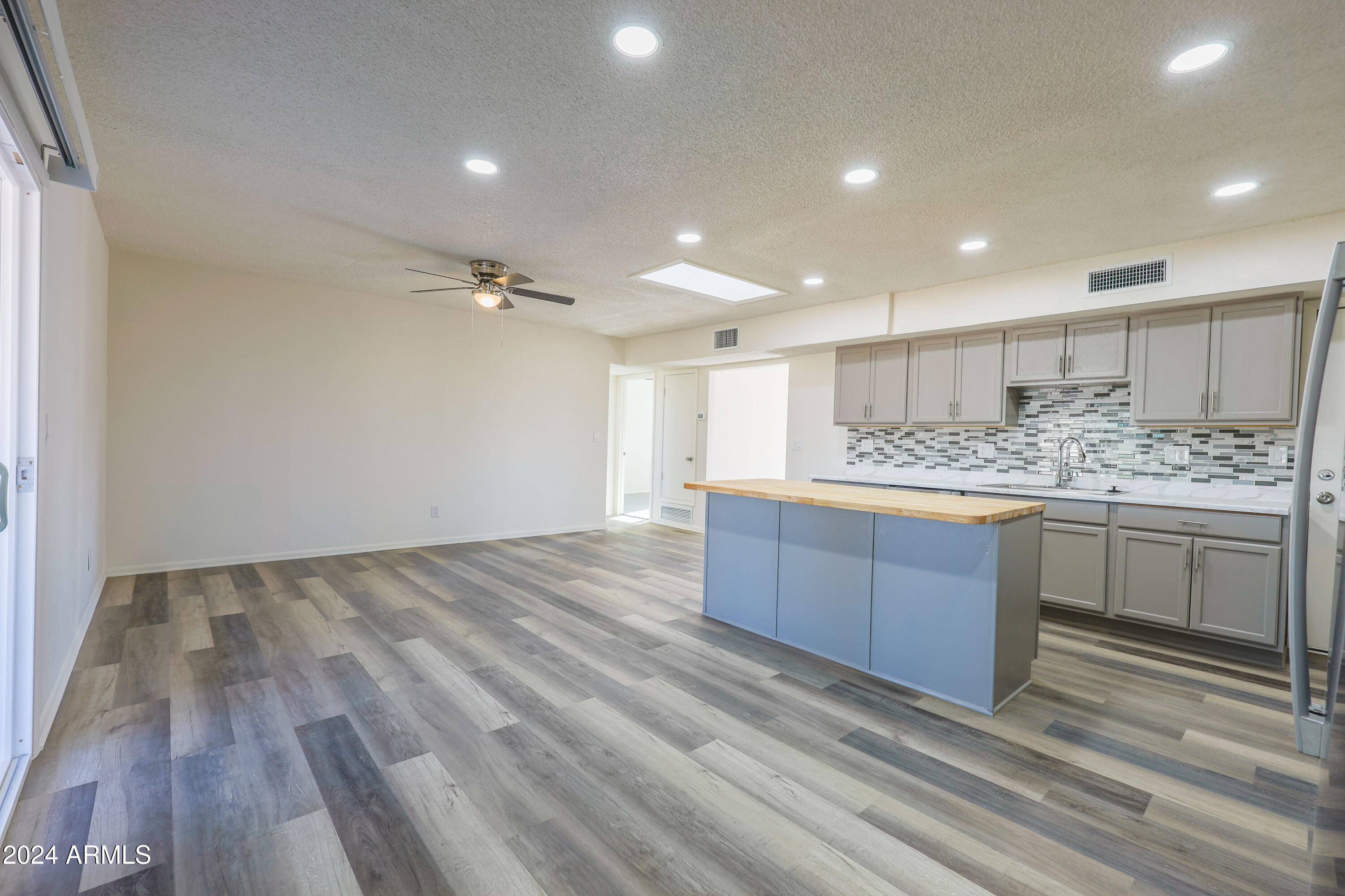 Sierra Vista, AZ 85635,1371 E TACOMA Street