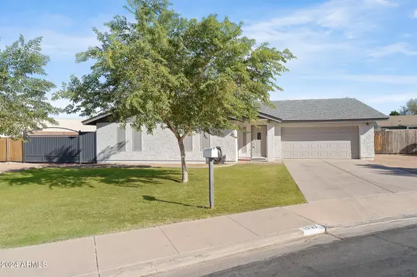 1727 N SUMMER Circle, Mesa, AZ 85203