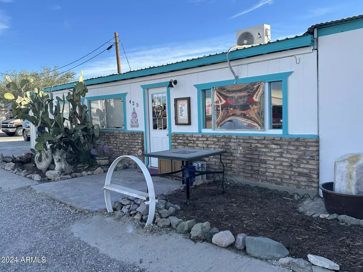 Quartzsite, AZ 85346,415 E MAIN Street