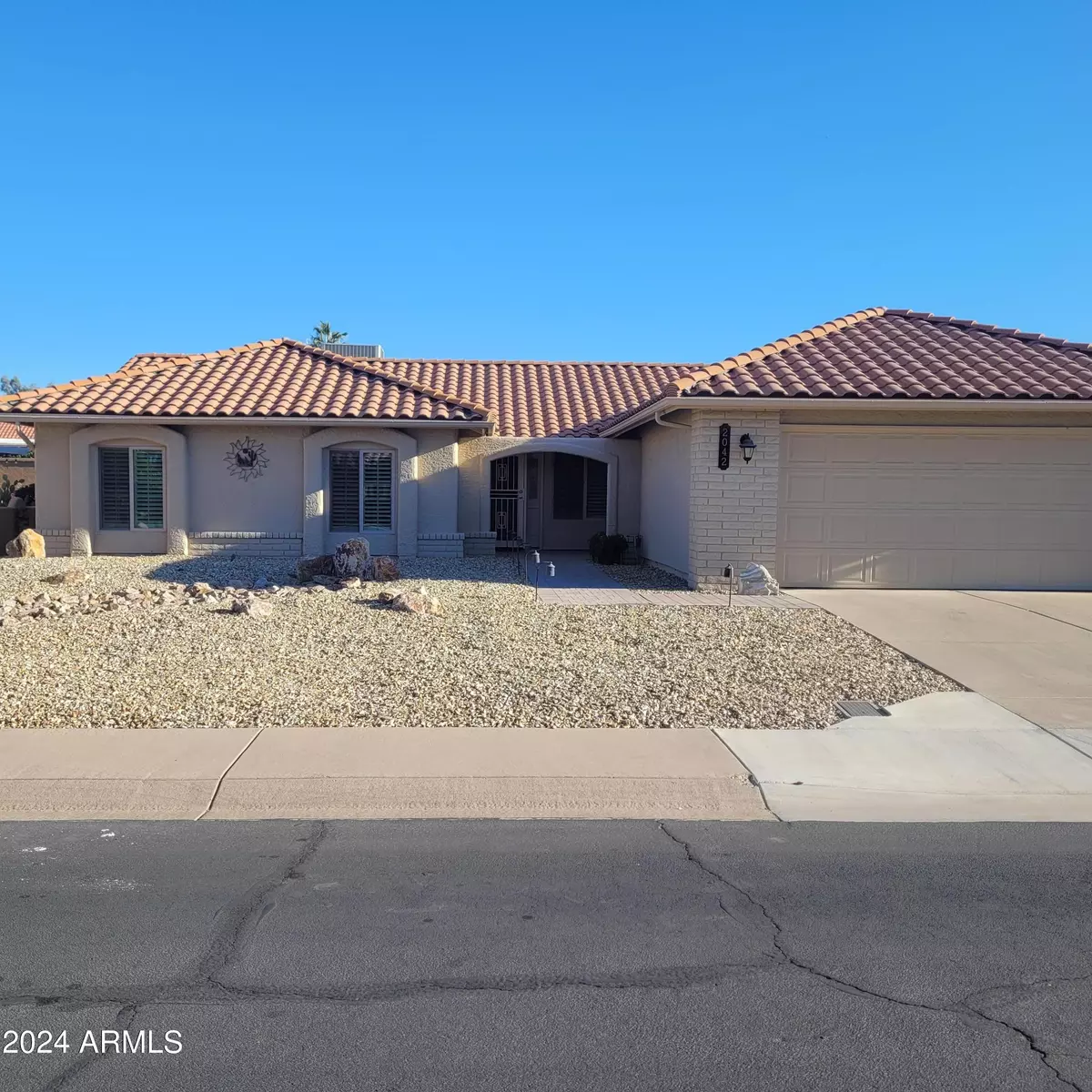 Mesa, AZ 85206,2042 LEISURE WORLD --