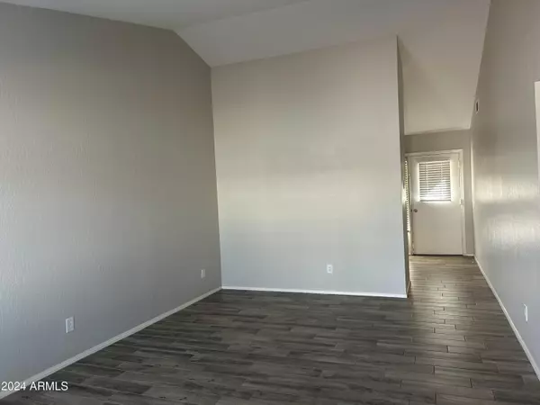 Mesa, AZ 85203,918 N STAPLEY Drive #2