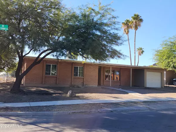 2901 W Dakota Street, Tucson, AZ 85746