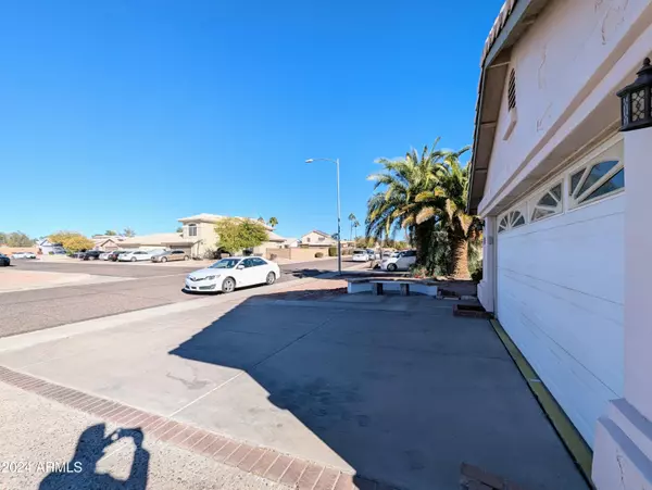 Peoria, AZ 85345,6803 W CHERRY HILLS Drive