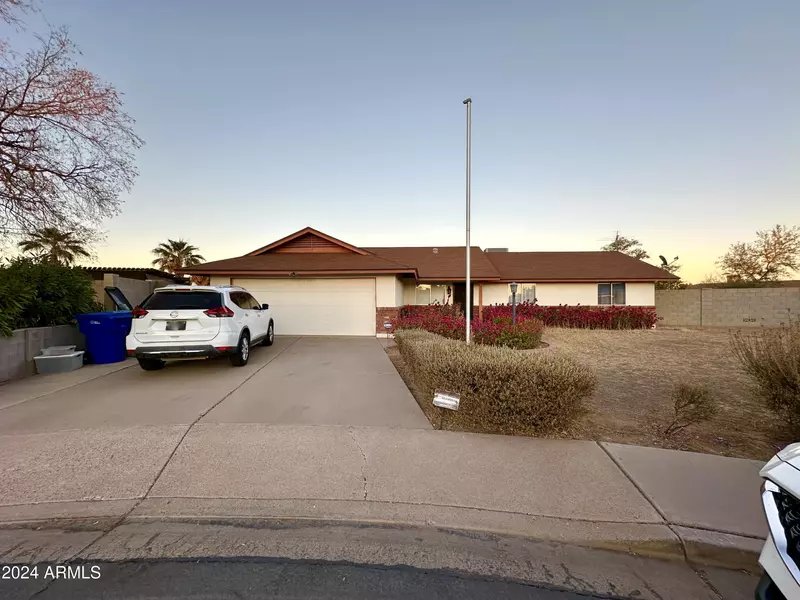 749 S RICO Circle, Mesa, AZ 85204