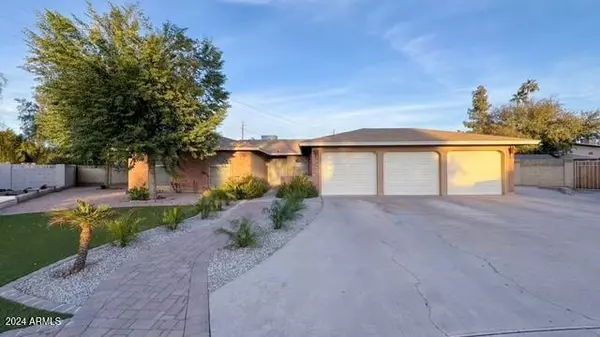 4616 W LANE Avenue, Glendale, AZ 85301