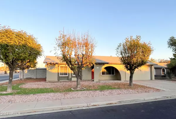 Mesa, AZ 85202,3033 S Longmore --