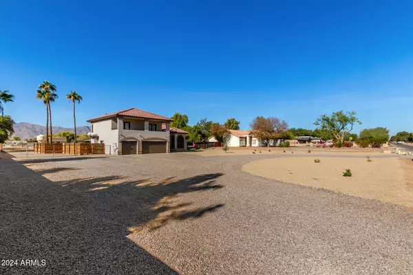 Waddell, AZ 85355,7030 N 181ST Avenue