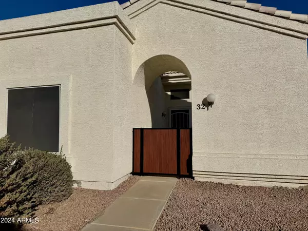 Chandler, AZ 85224,2100 W LEMON TREE Place #32