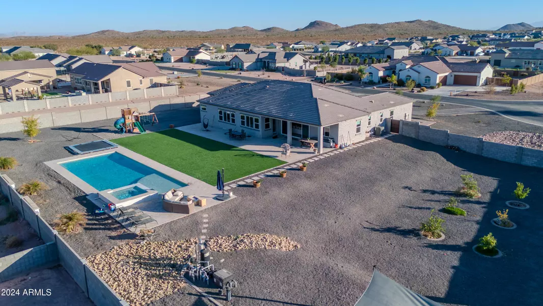 494 W HAXTUN Street, San Tan Valley, AZ 85143