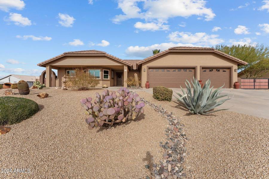 250 COTTONWOOD Lane, Wickenburg, AZ 85390