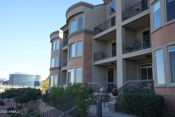 425 W RIO SALADO Parkway #113, Tempe, AZ 85281