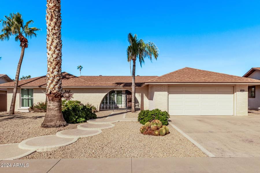 12414 W COUGAR Drive, Sun City West, AZ 85375