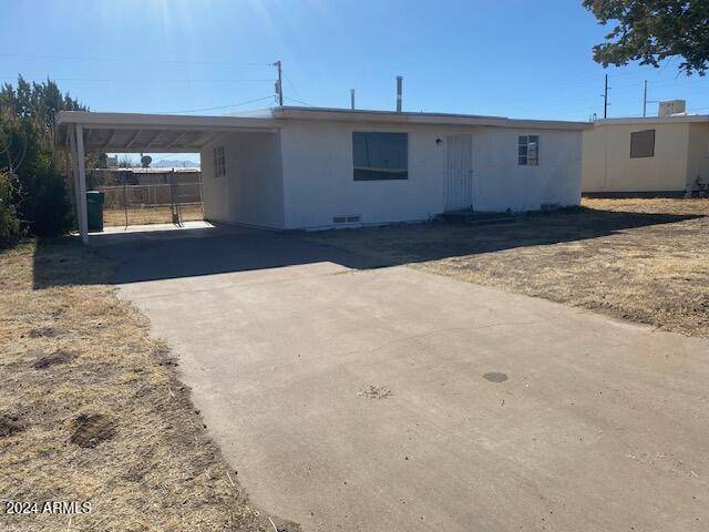 102 E Pima Street, Huachuca City, AZ 85616