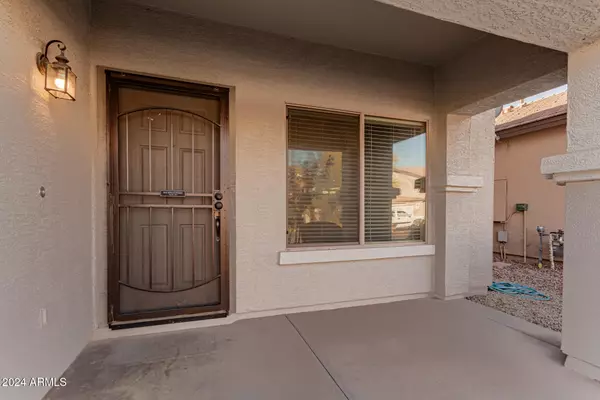 San Tan Valley, AZ 85140,821 E BRADSTOCK Way