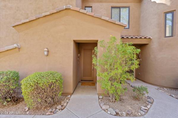 Scottsdale, AZ 85260,16600 N THOMPSON PEAK Parkway #2036