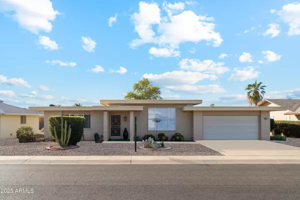 10515 W OAK RIDGE Drive, Sun City, AZ 85351