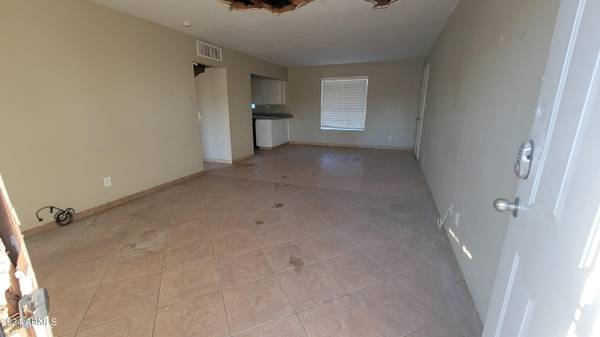 Phoenix, AZ 85008,3330 E PALM Lane