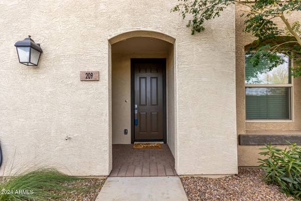 Chandler, AZ 85225,155 N LAKEVIEW Boulevard #209