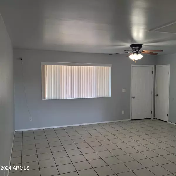 Mesa, AZ 85208,9047 E CRESCENT Avenue