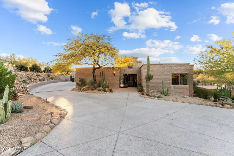 1545 FLICKER Lane, Wickenburg, AZ 85390