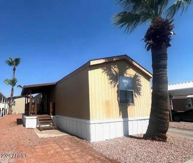 9431 E CORALBELL Avenue #124, Mesa, AZ 85208