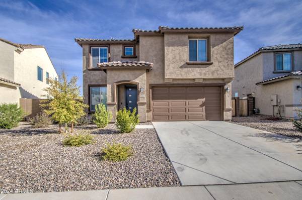 32325 N VERNAL Lane, San Tan Valley, AZ 85144