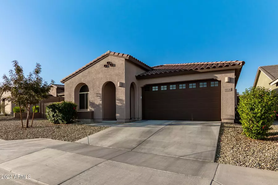 19338 W HIGHLAND Avenue, Litchfield Park, AZ 85340