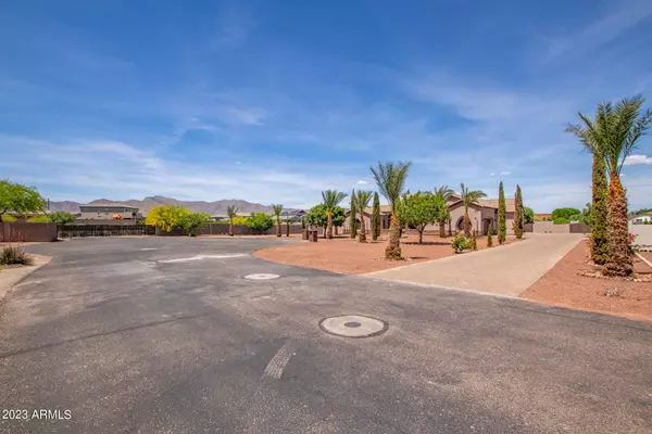 Litchfield Park, AZ 85340,18654 W SOLANO Drive