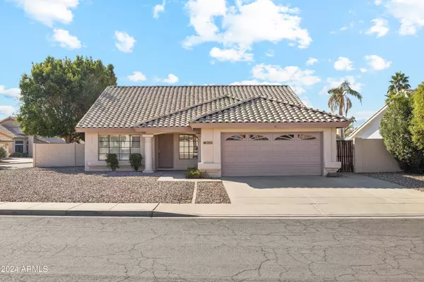 5313 E Hobart Street, Mesa, AZ 85205