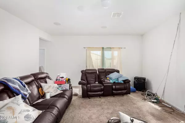 Maricopa, AZ 85138,38234 W LA PAZ Street