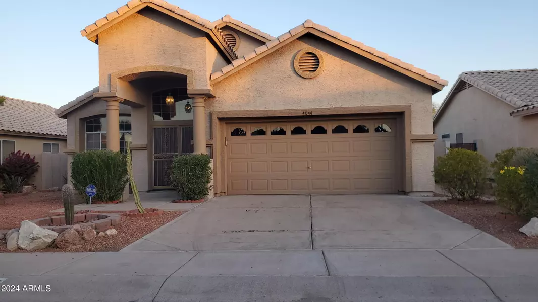 4044 W Shannon Street, Chandler, AZ 85226