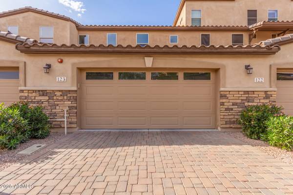 Mesa, AZ 85212,2821 S SKYLINE Drive #123