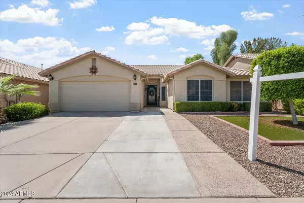 365 E CATCLAW Court, Gilbert, AZ 85296