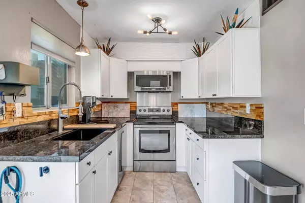 Scottsdale, AZ 85251,4600 N 68TH Street #313