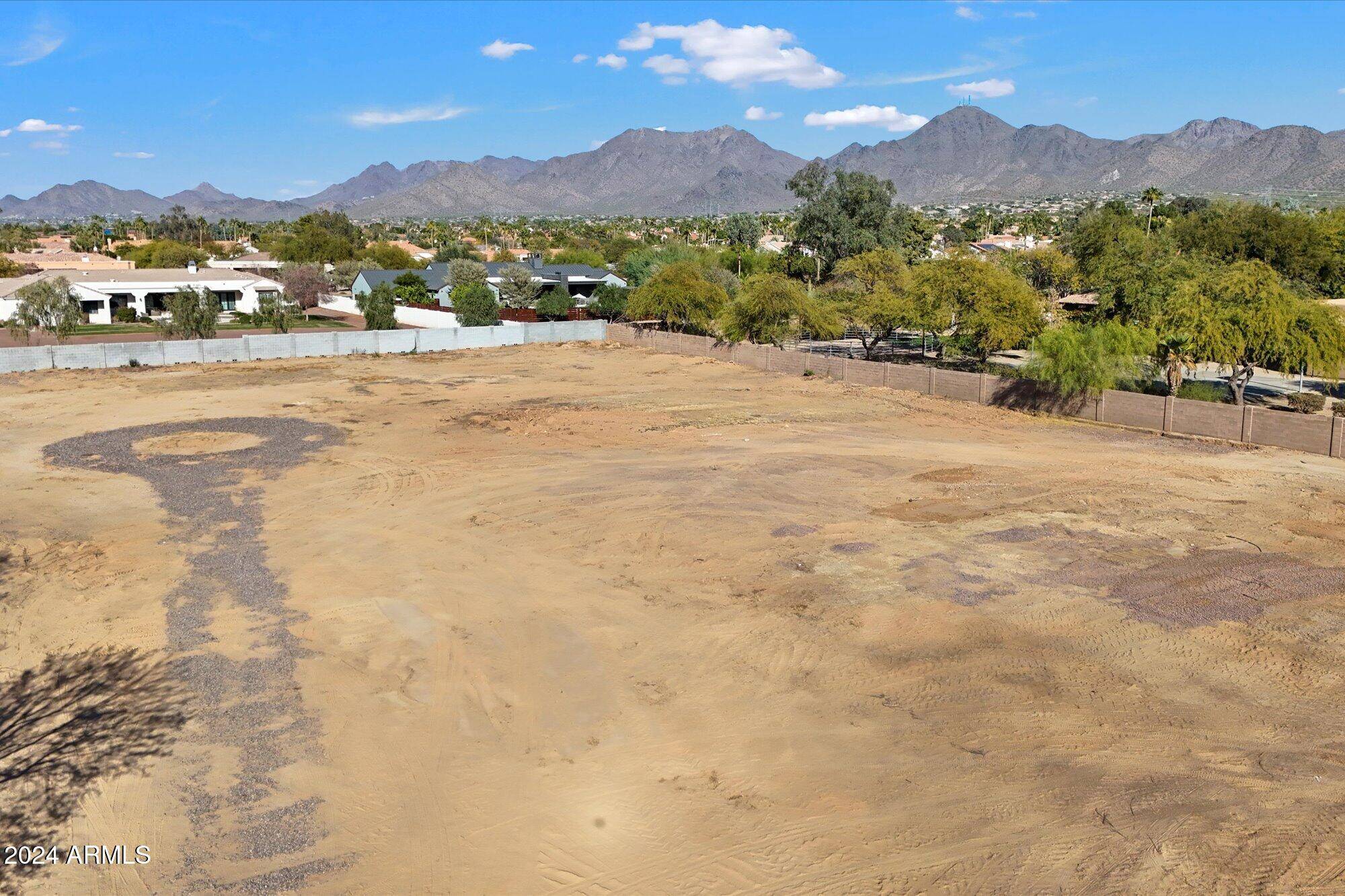 Scottsdale, AZ 85260,9970 E CHARTER OAK Road #3