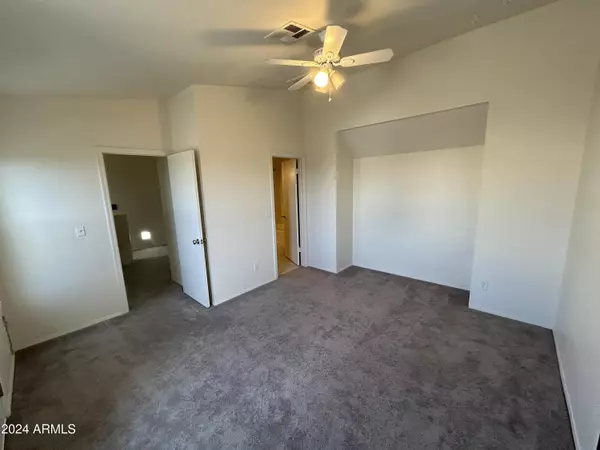 Phoenix, AZ 85029,1102 W PEORIA Avenue #20