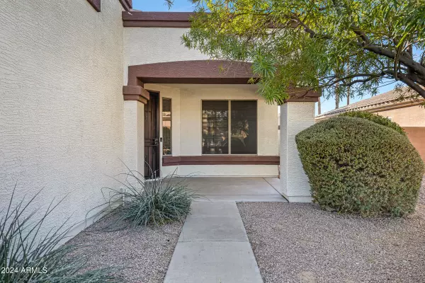 Chandler, AZ 85249,2123 E LA COSTA Drive