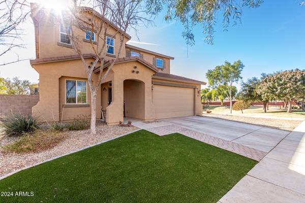 17395 W STRAIGHT ARROW Lane, Surprise, AZ 85387